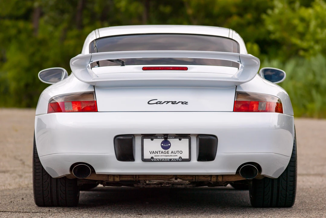 1999 Porsche 996 Carrera - Image 11 of 31