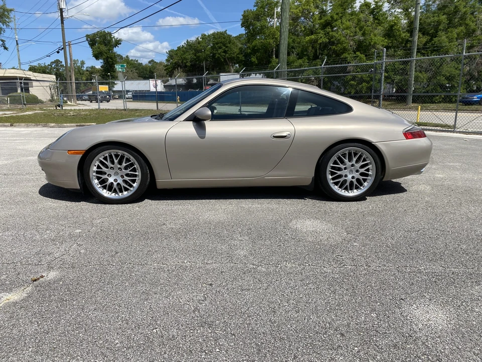 1999 Porsche 996 Carrera - Image 14 of 31