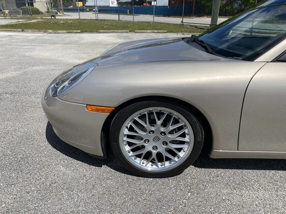 1999 Porsche 996 Carrera - Image 16 of 31