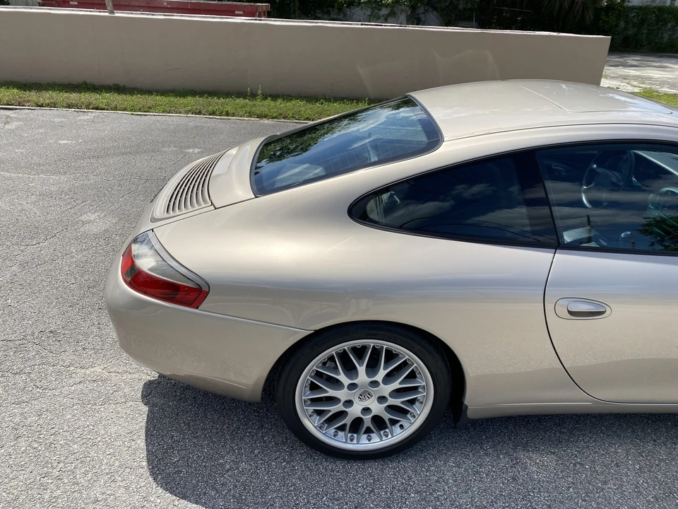 1999 Porsche 996 Carrera - Image 21 of 31