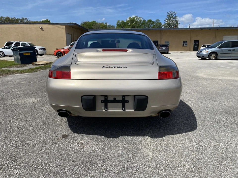 1999 Porsche 996 Carrera - Image 12 of 31