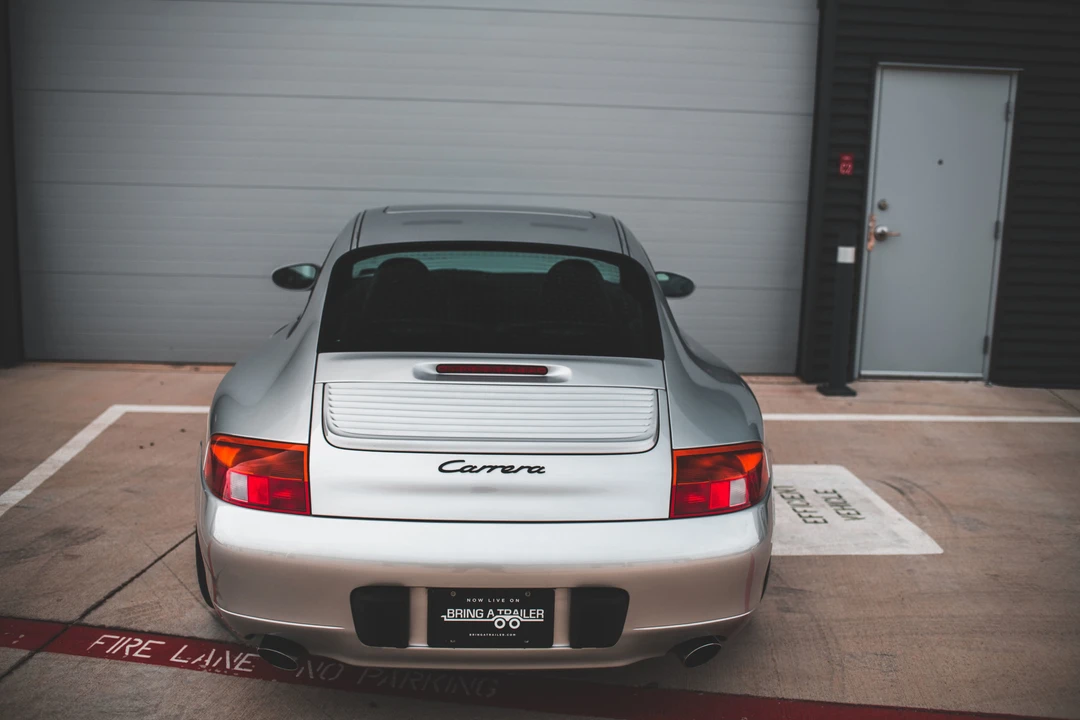 1999 Porsche 996 Carrera - Image 19 of 31
