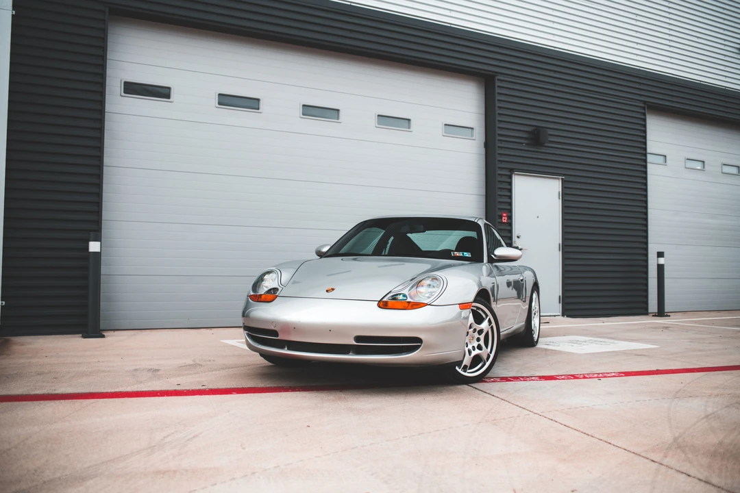 1999 Porsche 996 Carrera - Image 6 of 31