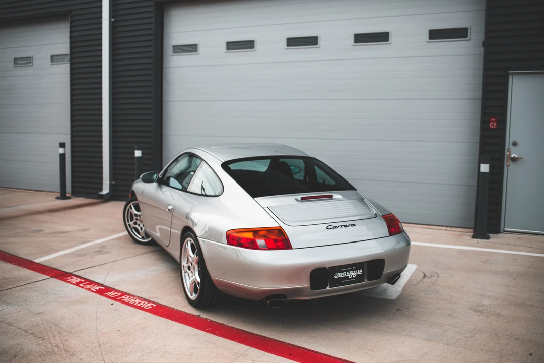 1999 Porsche 996 Carrera - Image 23 of 31