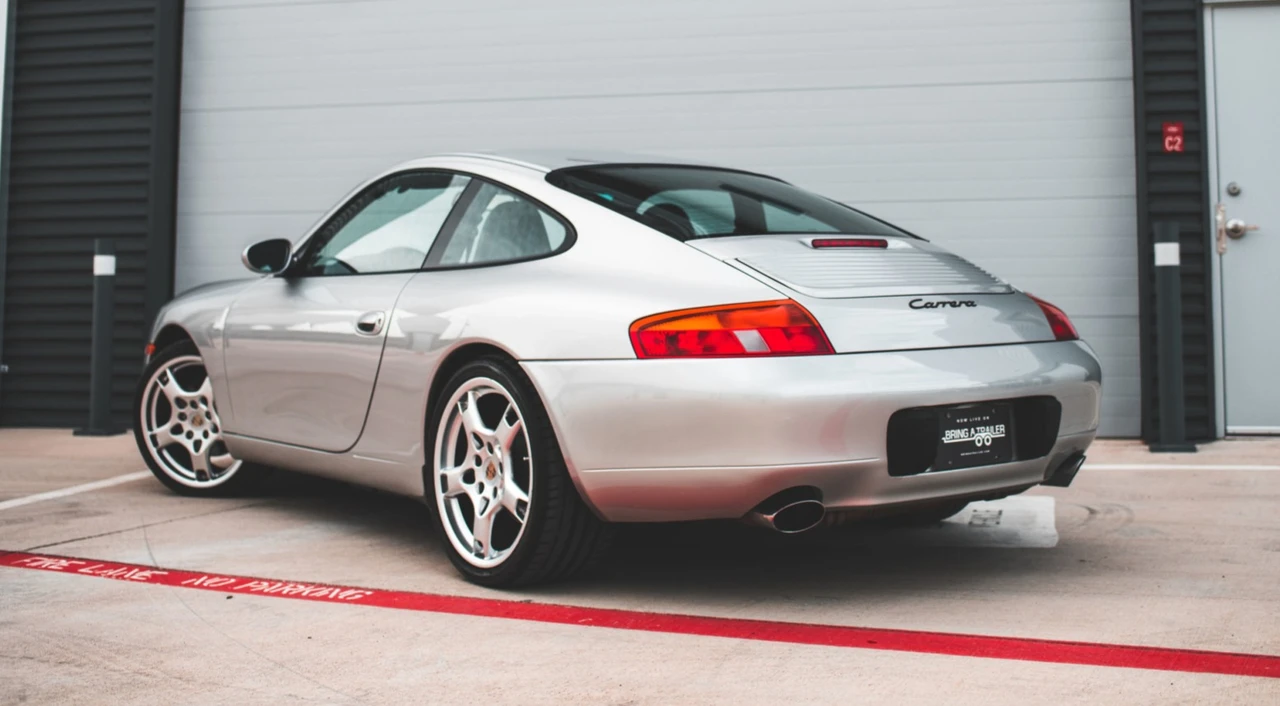 1999 Porsche 996 Carrera - Image 27 of 31