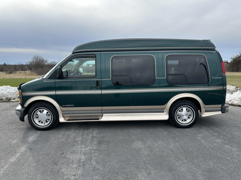 2000 GMC Savana - Image 21 of 31
