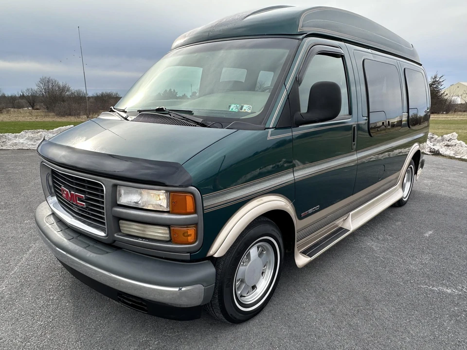 2000 GMC Savana - Image 15 of 31