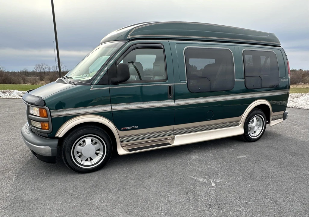 2000 GMC Savana - Image 18 of 31