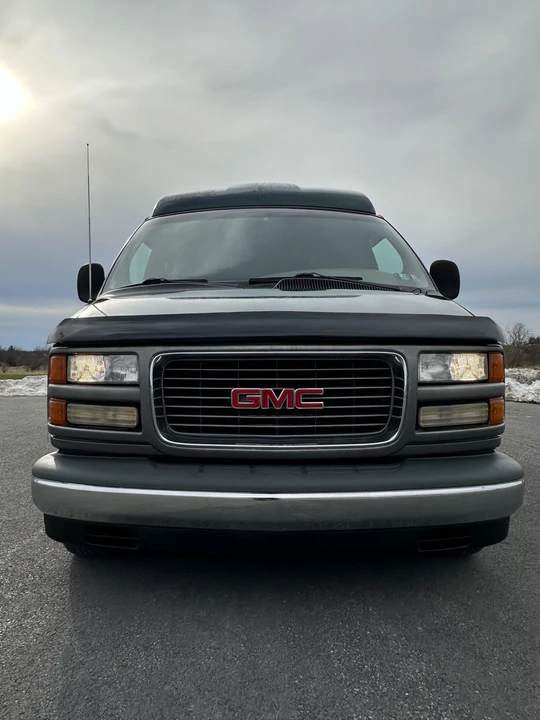 2000 GMC Savana - Image 11 of 31