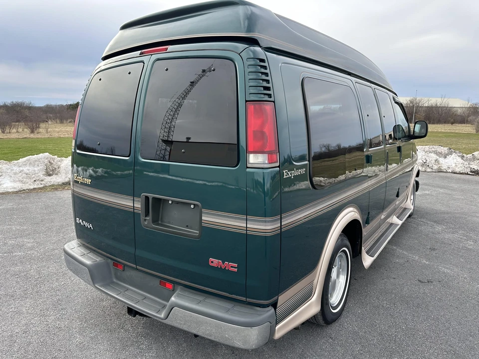 2000 GMC Savana - Image 27 of 31