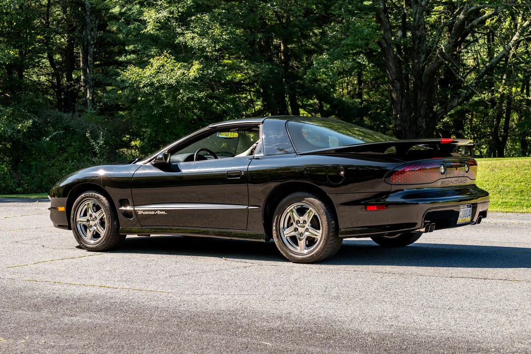 2000 Pontiac Firebird Trans Am 4th Gen - Image 19 of 31