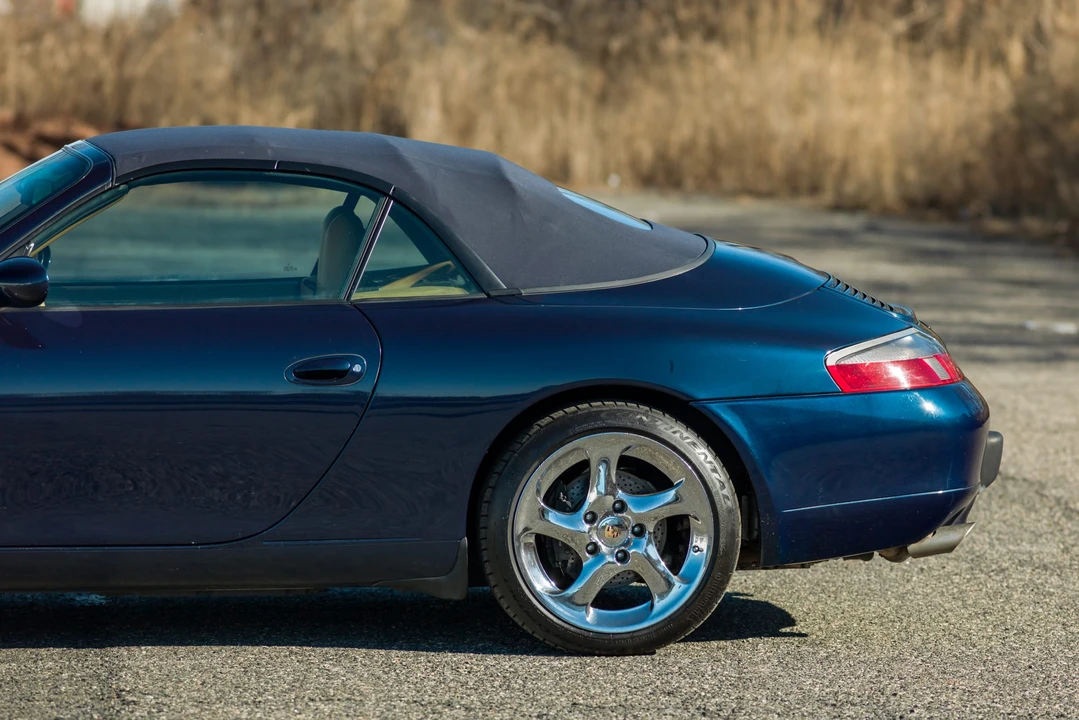 2000 Porsche 996 Carrera - Image 27 of 31