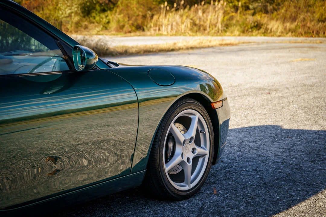 2000 Porsche 996 Carrera - Image 28 of 31