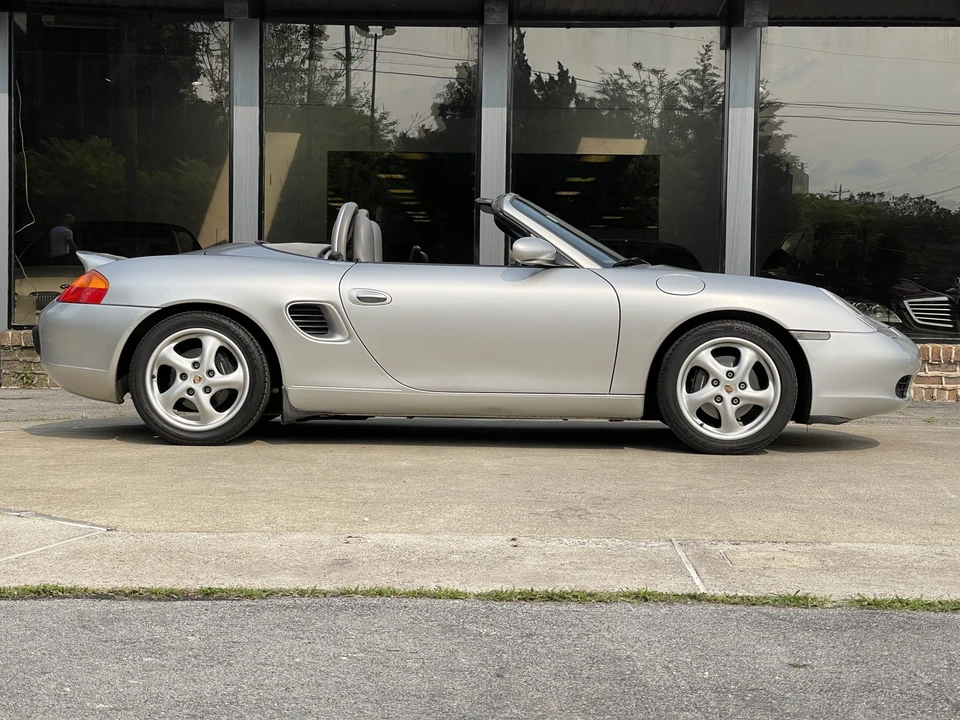 2000 Porsche 986 Boxster - Image 10 of 31