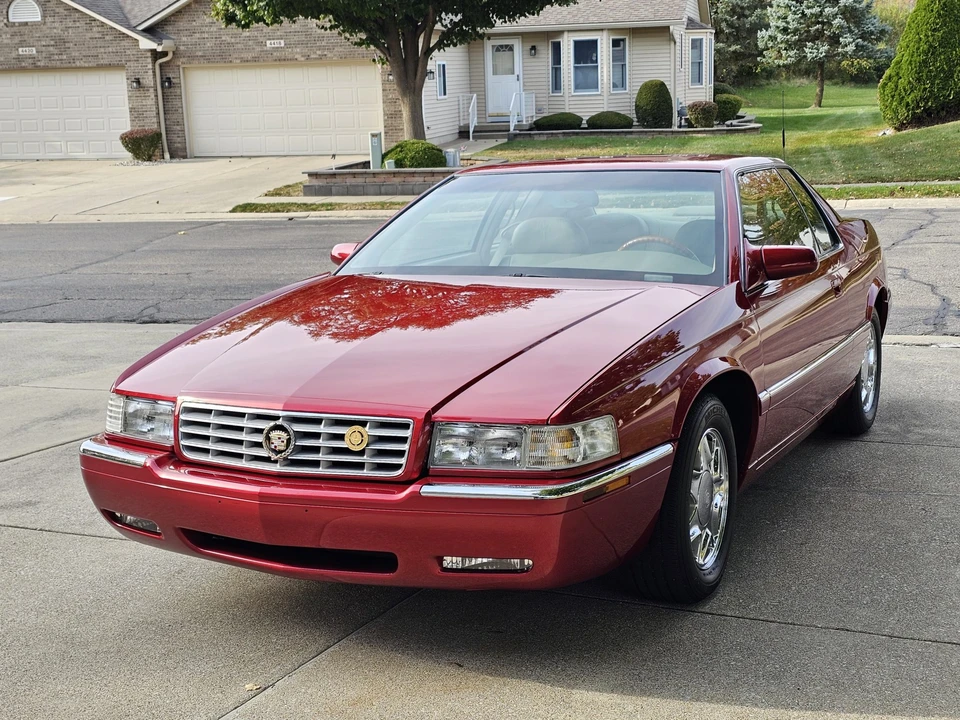 2001 Cadillac Eldorado 12th Gen - Image 3 of 31