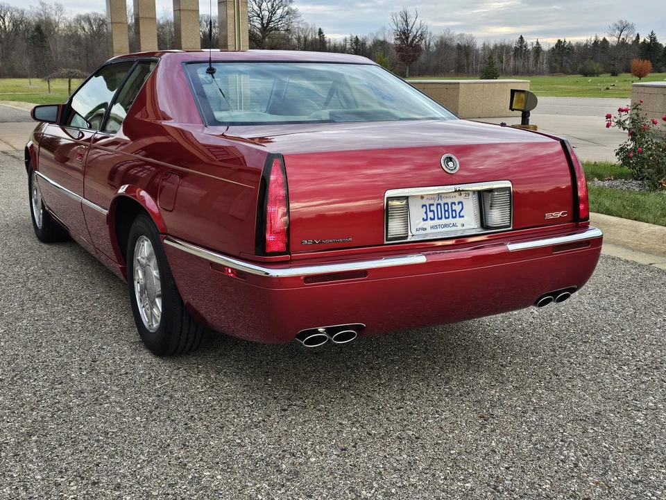2001 Cadillac Eldorado 12th Gen - Image 12 of 31
