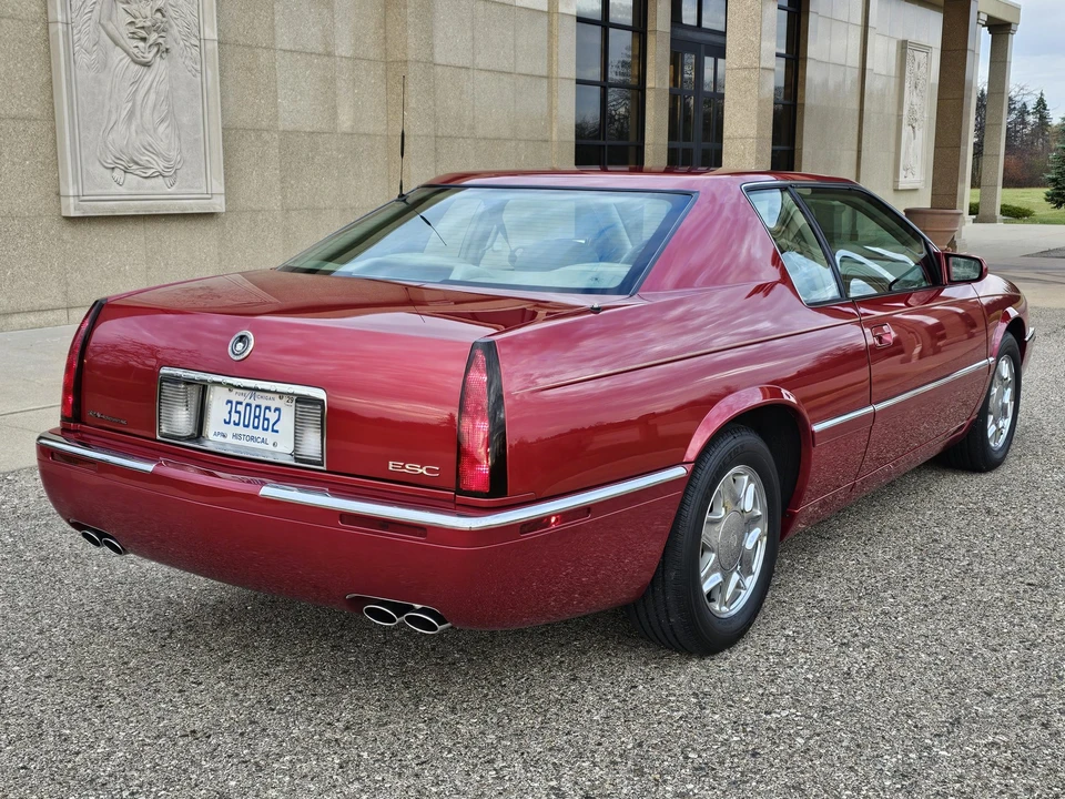 2001 Cadillac Eldorado 12th Gen - Image 9 of 31