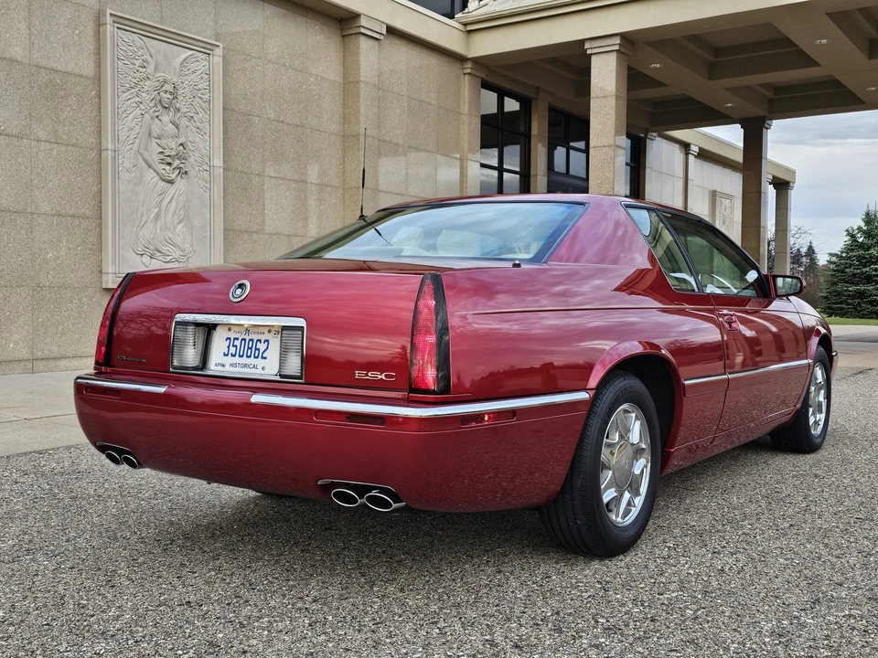 2001 Cadillac Eldorado 12th Gen - Image 10 of 31