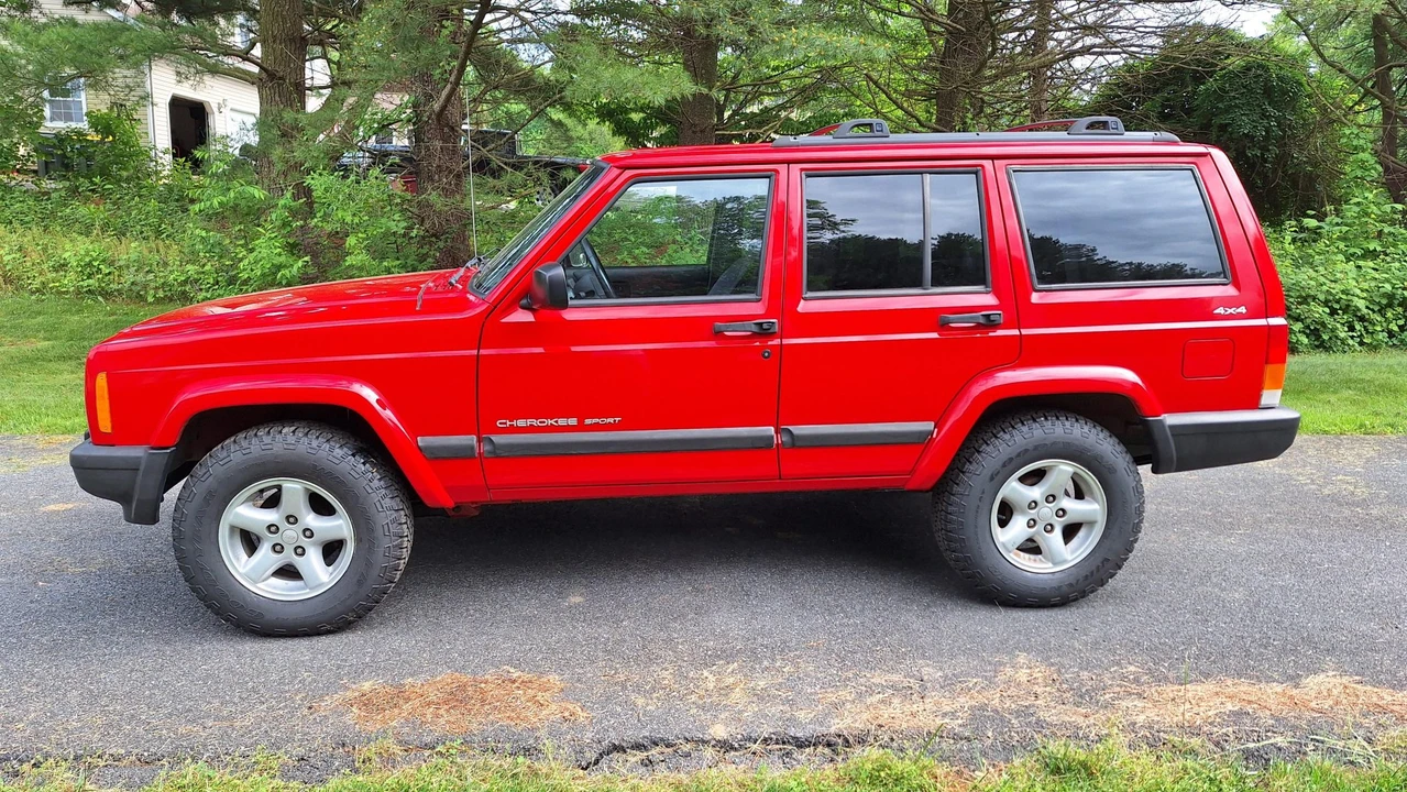 2001 Jeep XJ Cherokee - Image 5 of 31