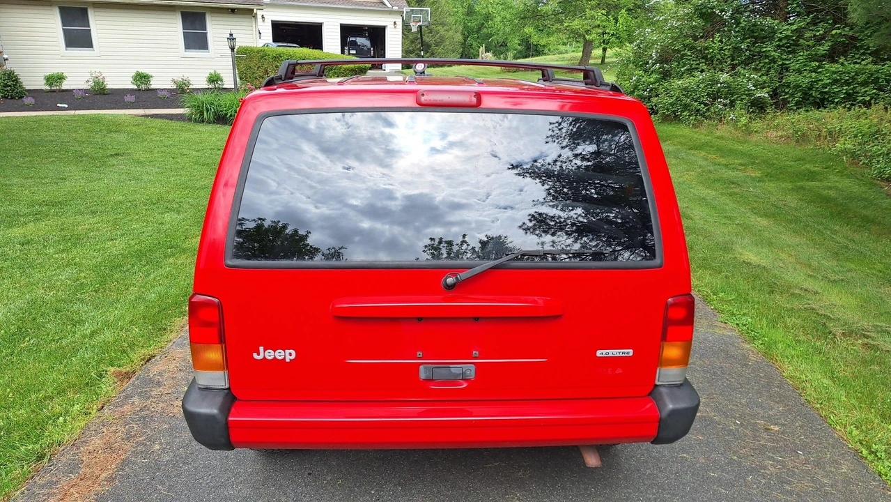 2001 Jeep XJ Cherokee - Image 7 of 31