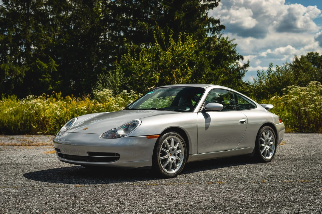 2001 Porsche 996 Carrera - Image 30 of 31