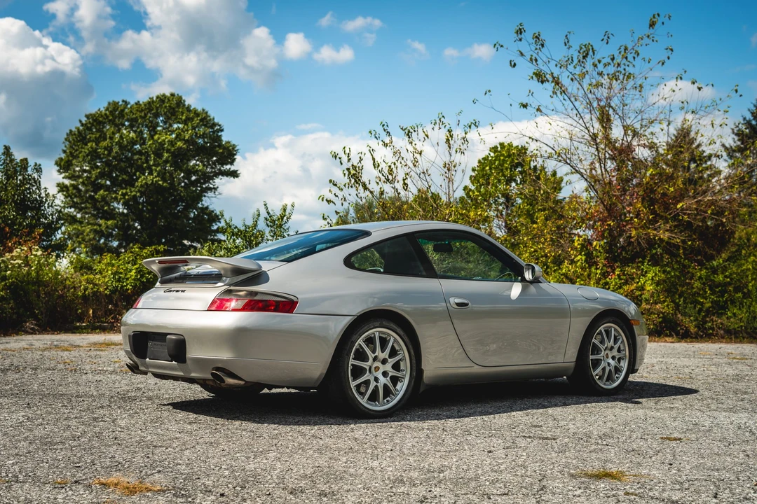 2001 Porsche 996 Carrera - Image 14 of 31