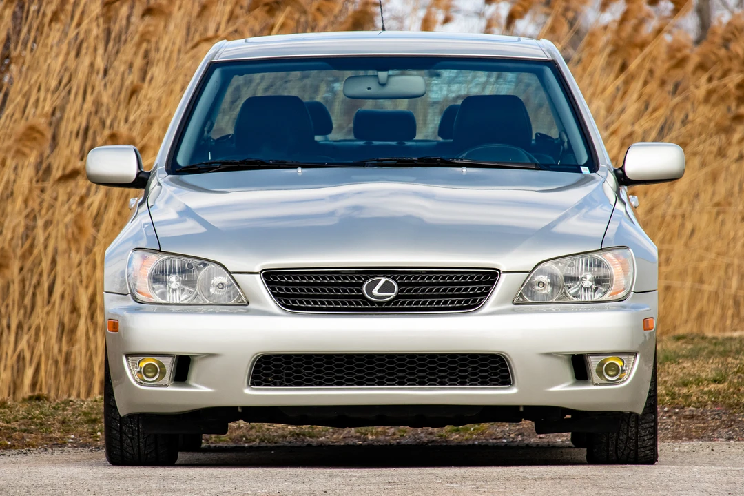 2002 Lexus IS 1st Gen - Image 3 of 31