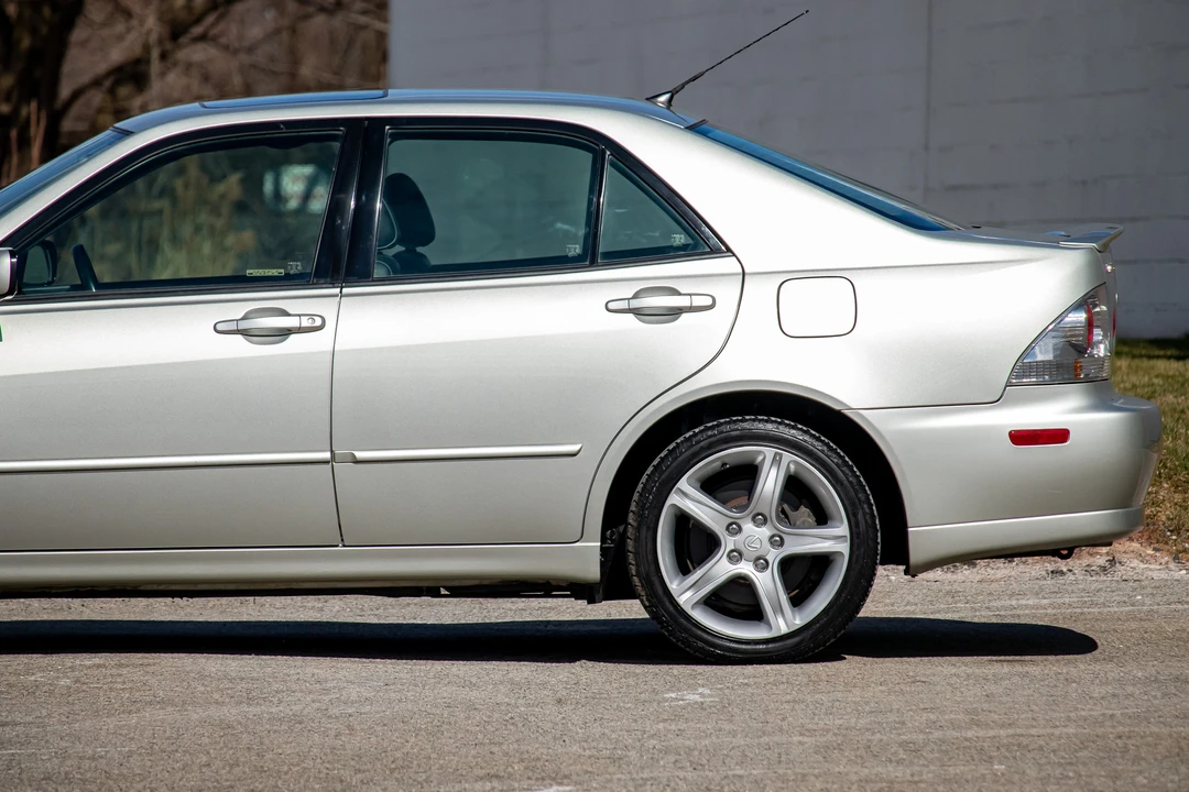 2002 Lexus IS 1st Gen - Image 31 of 31