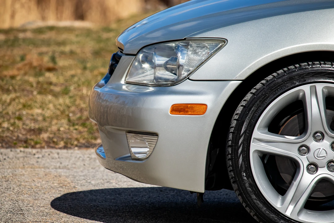 2002 Lexus IS 1st Gen - Image 23 of 31