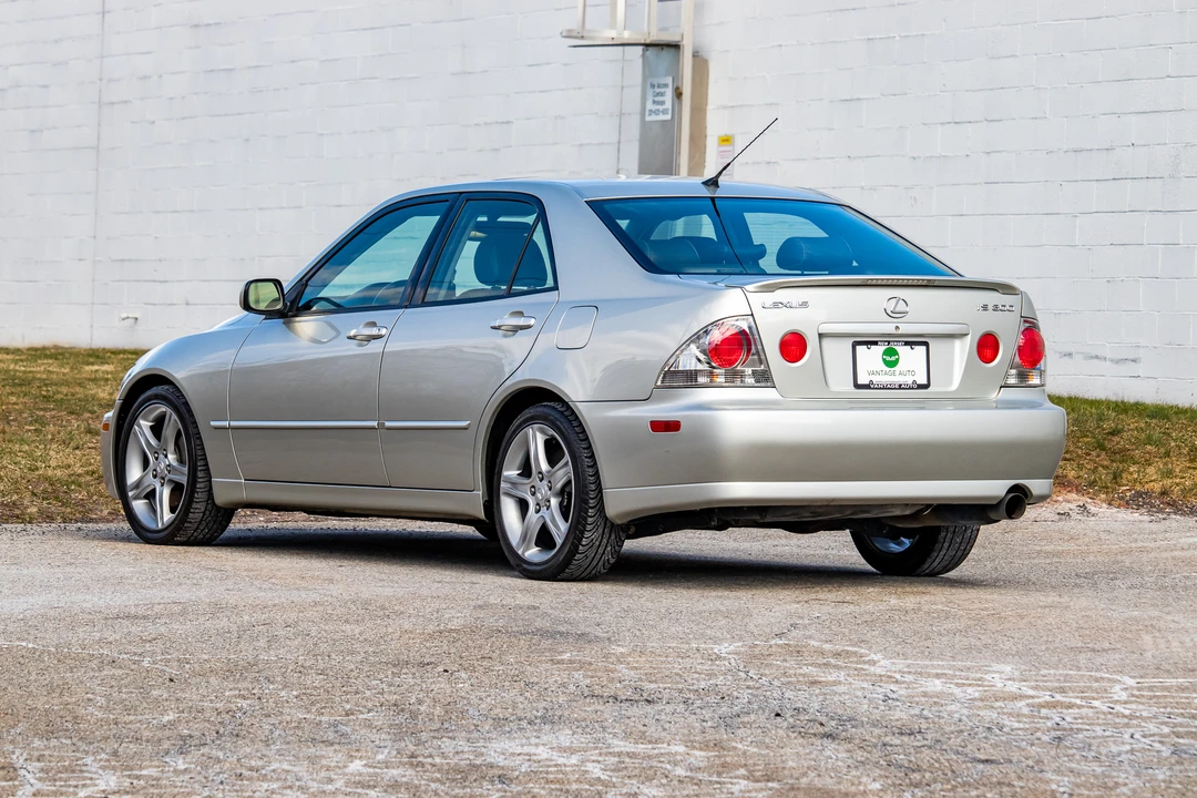 2002 Lexus IS 1st Gen - Image 8 of 31