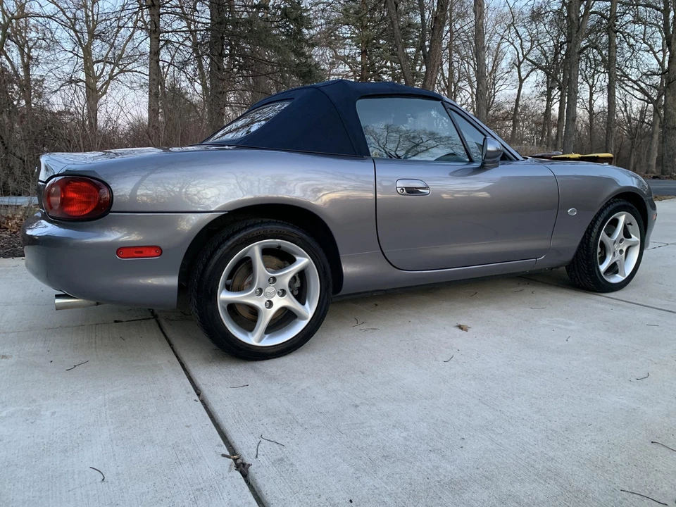 2003 Mazda NB MX-5 Miata - Image 19 of 31