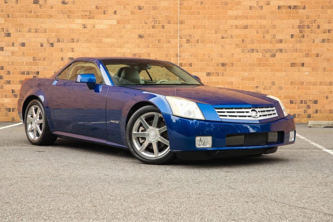 2004 Cadillac XLR - Image 14 of 31