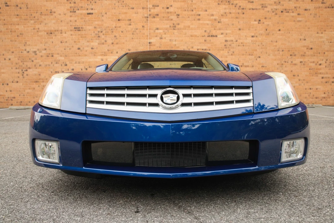 2004 Cadillac XLR - Image 24 of 31