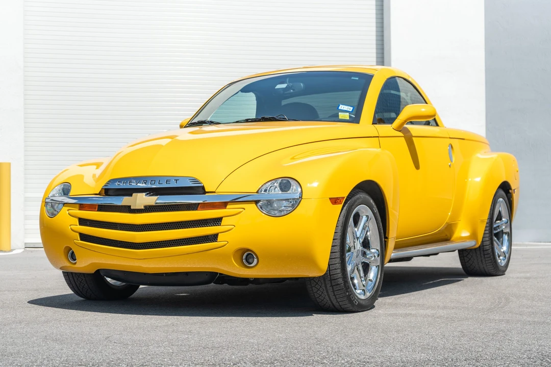 2004 Chevrolet SSR - Image 26 of 31