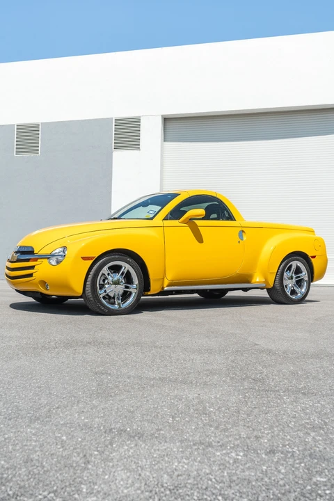 2004 Chevrolet SSR - Image 27 of 31