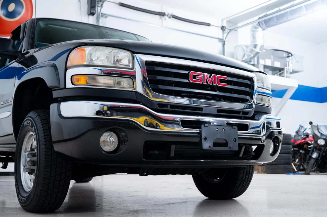 2004 GMC Sierra Heavy Duty 2nd Gen - Image 16 of 31