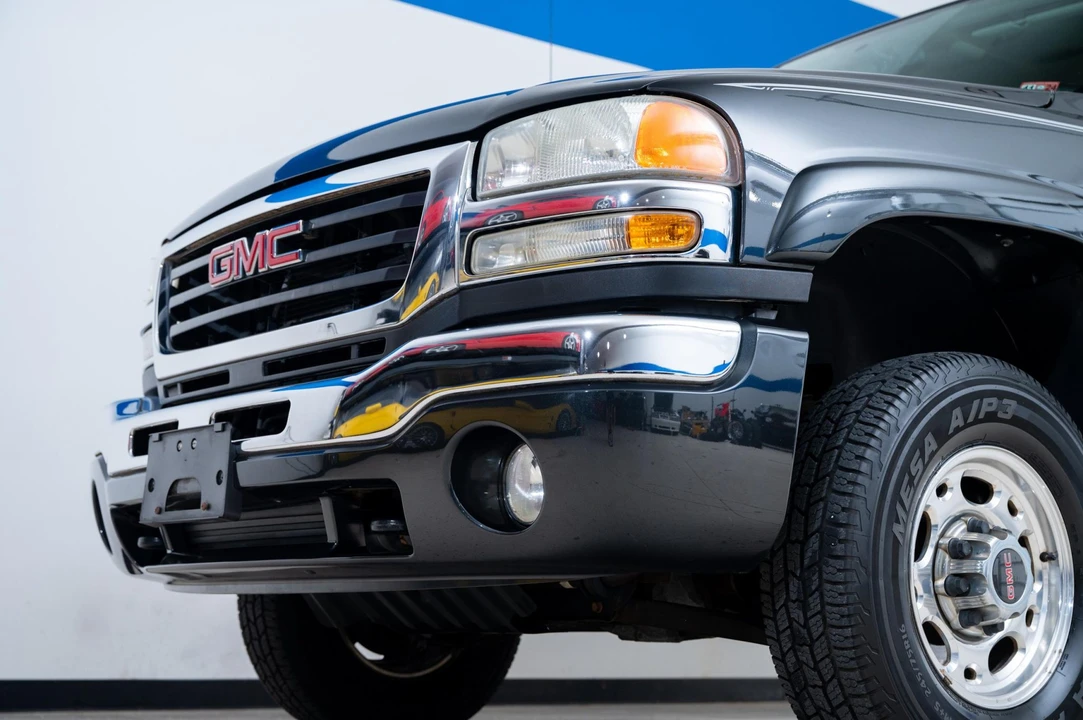 2004 GMC Sierra Heavy Duty 2nd Gen - Image 21 of 31