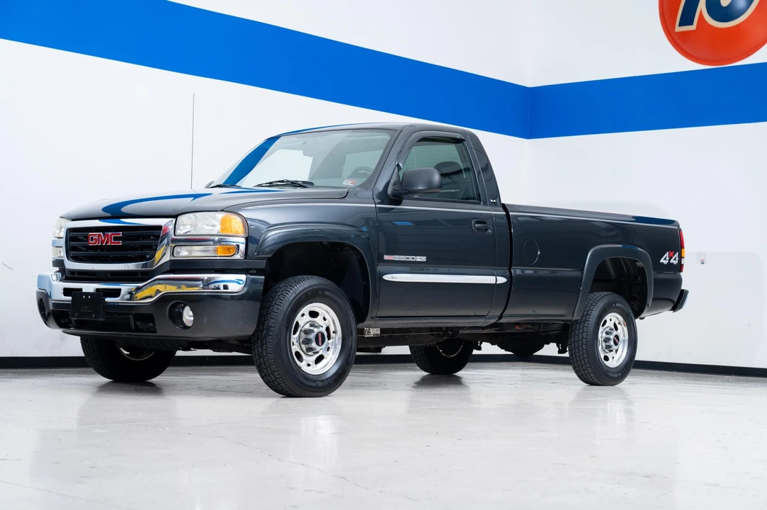 2004 GMC Sierra Heavy Duty 2nd Gen - Image 3 of 31