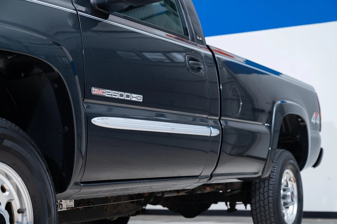 2004 GMC Sierra Heavy Duty 2nd Gen - Image 31 of 31