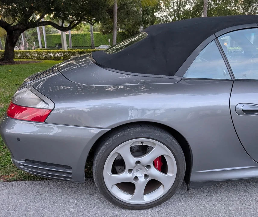 2004 Porsche 996 Carrera 4S - Image 23 of 31