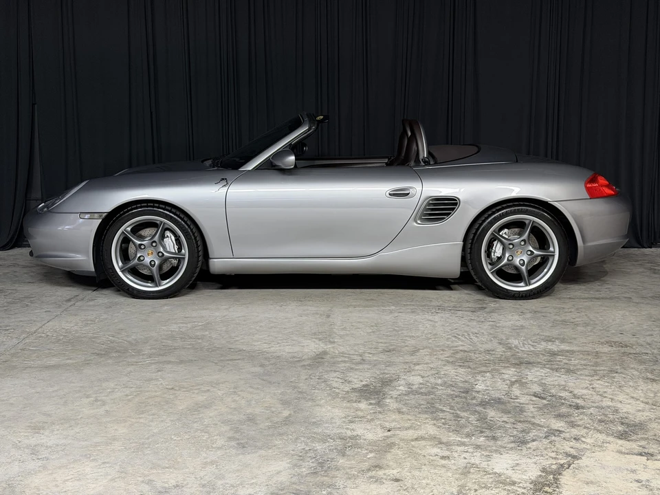 2004 Porsche 986 Boxster S - Image 14 of 31