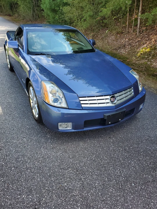 2005 Cadillac XLR - Image 15 of 31
