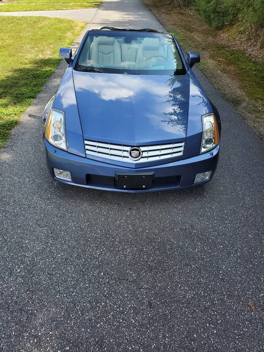 2005 Cadillac XLR - Image 18 of 31