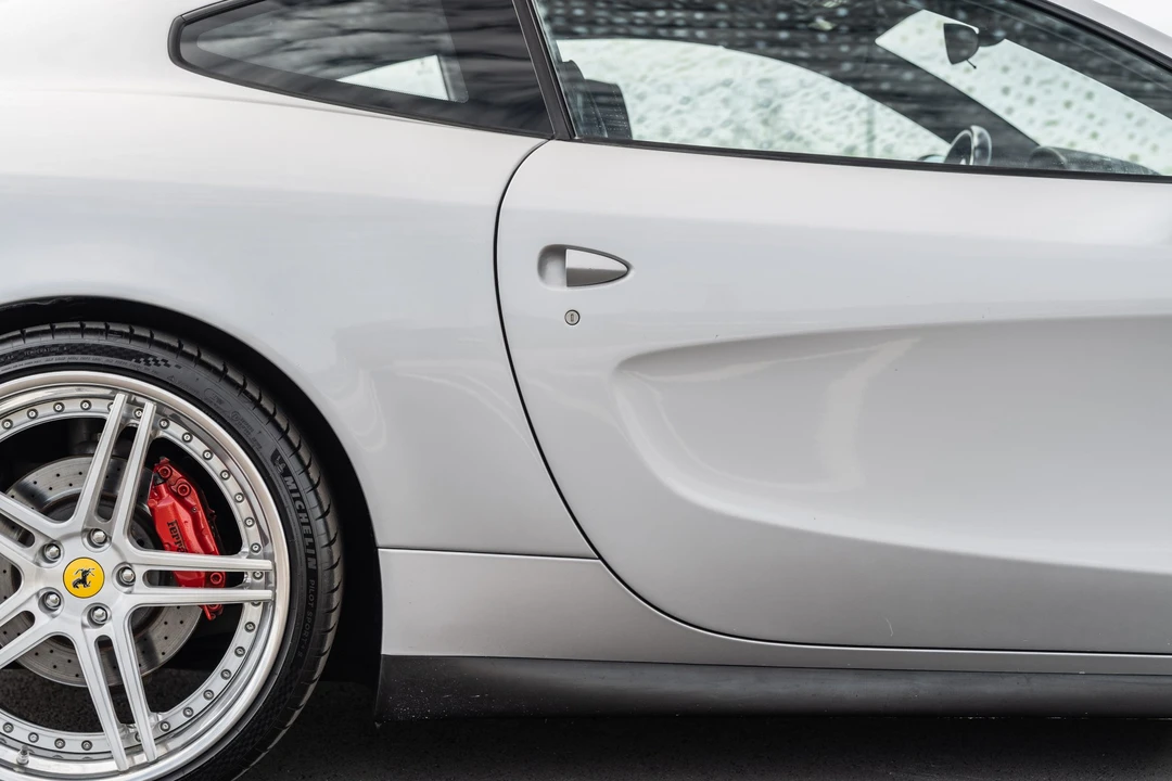 2005 Ferrari 612 - Image 17 of 31