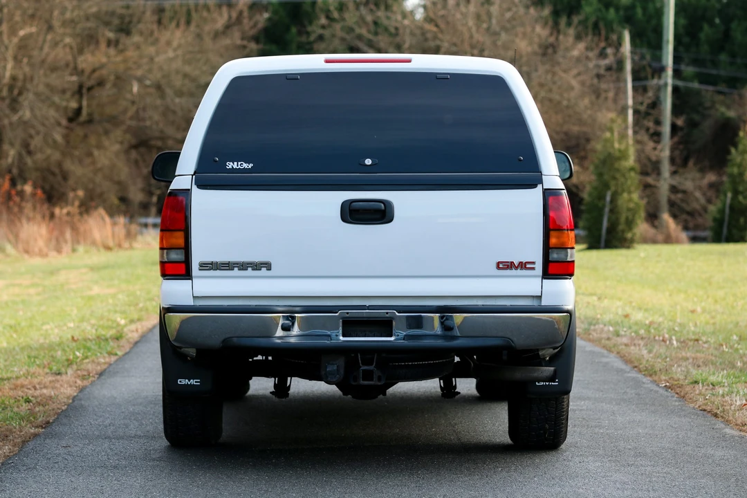 2005 GMC Sierra 2nd Gen - Image 26 of 31