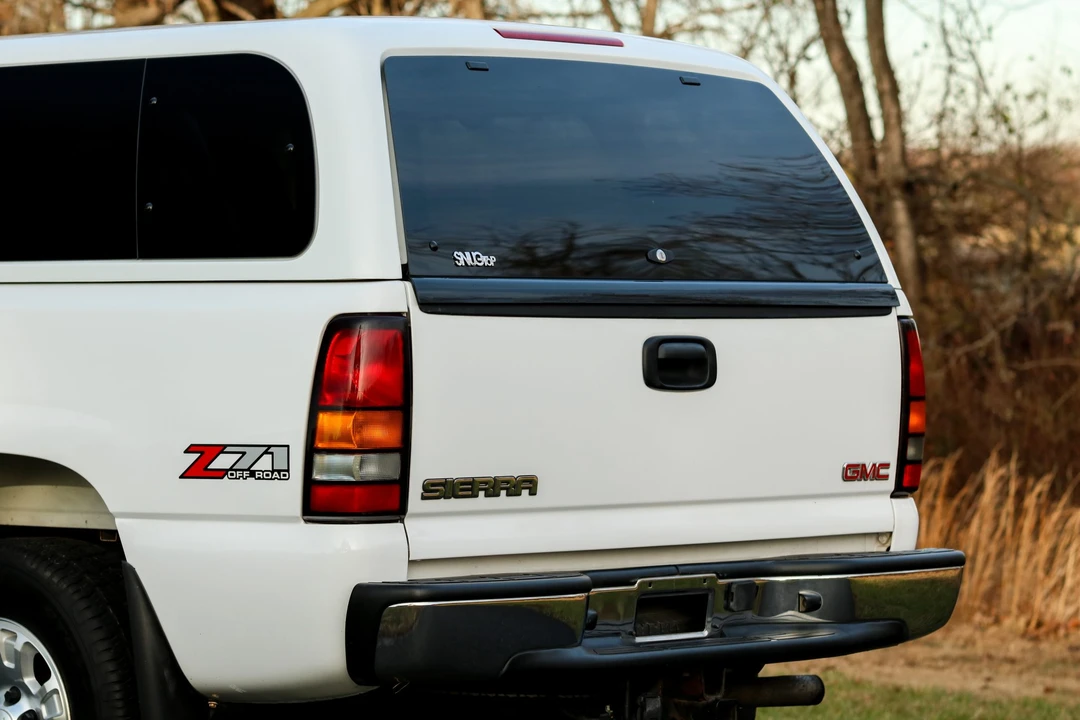 2005 GMC Sierra 2nd Gen - Image 31 of 31