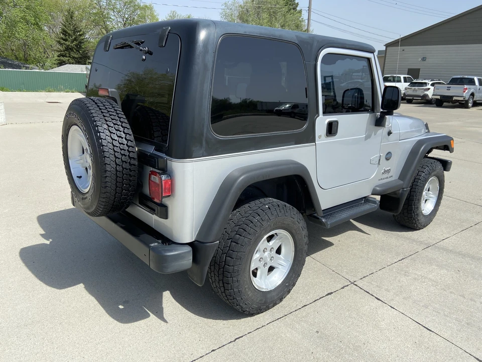 2005 Jeep TJ Wrangler - Image 9 of 31