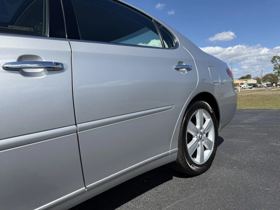 2005 Lexus ES 4th Gen - Image 22 of 31