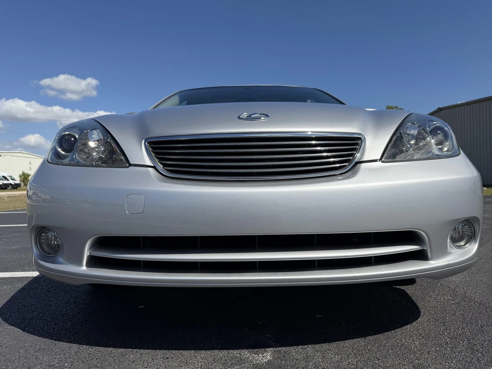 2005 Lexus ES 4th Gen - Image 16 of 31