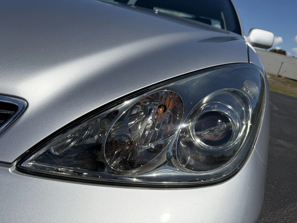 2005 Lexus ES 4th Gen - Image 18 of 31